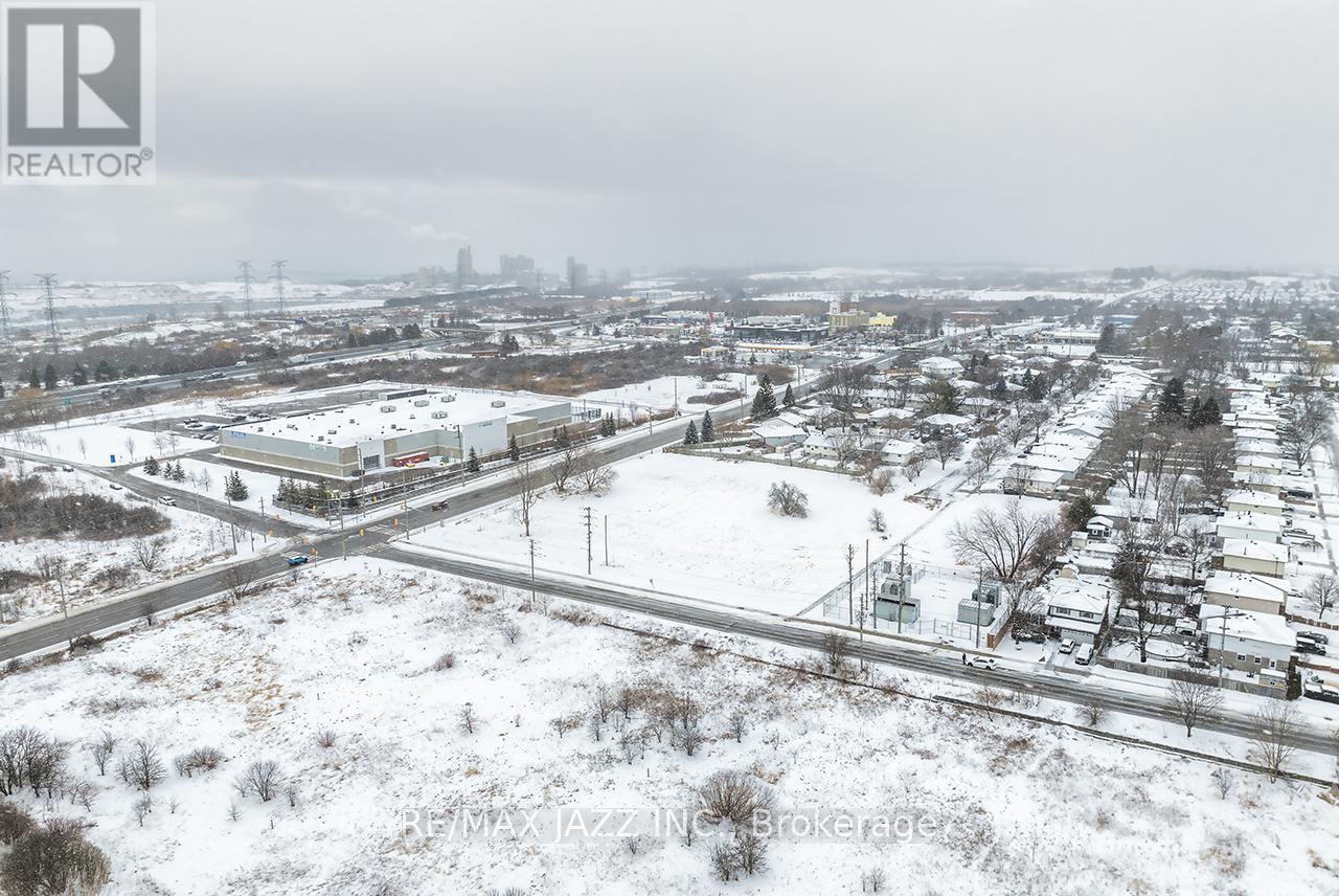 200 Baseline Road W, Clarington (Bowmanville), ON