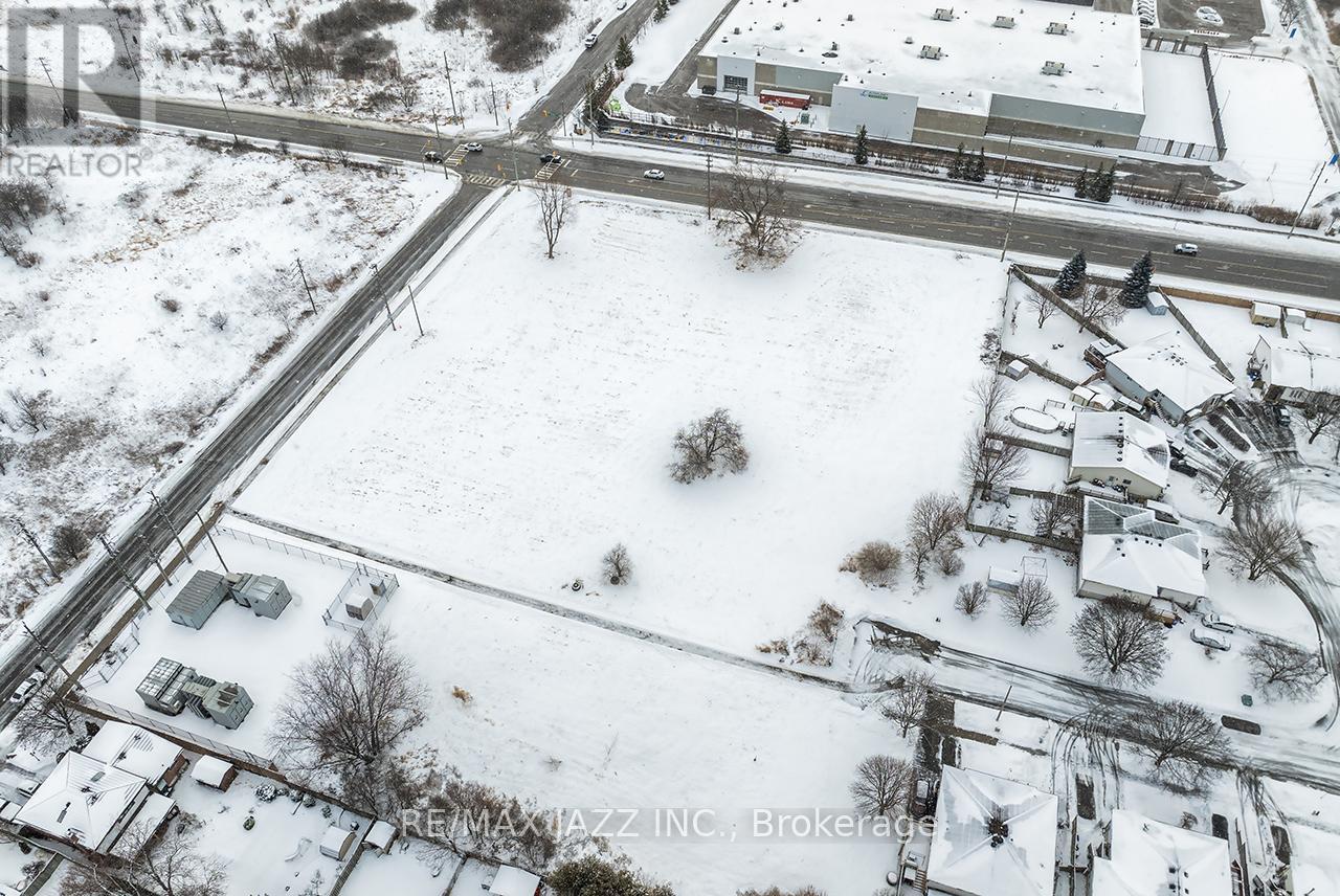 200 Baseline Road W, Clarington (Bowmanville), ON