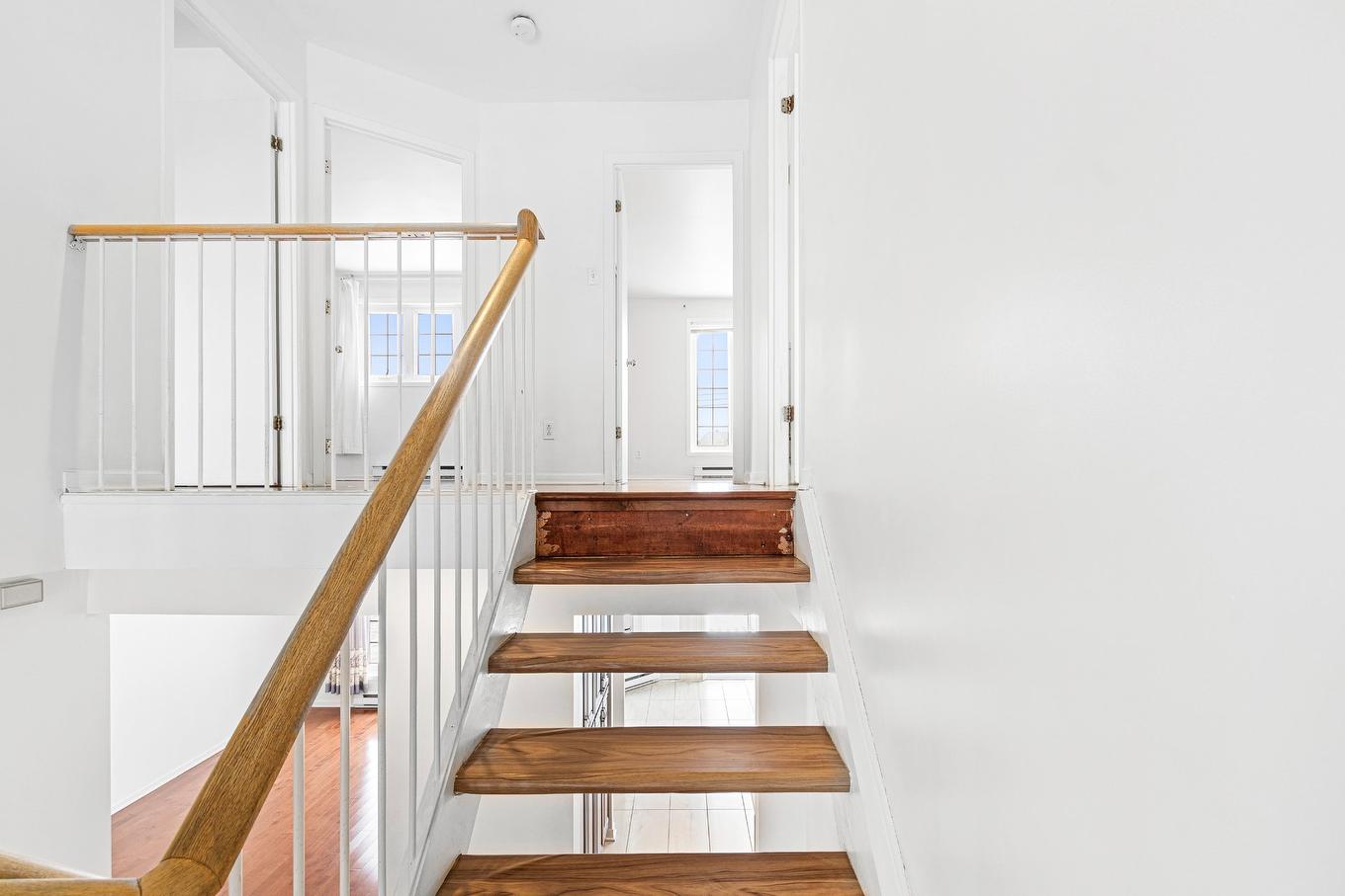 Intérieur - 18113 Rue Rousson, Montréal (Pierrefonds-Roxboro), QC - Indoor Photo Showing Other Room