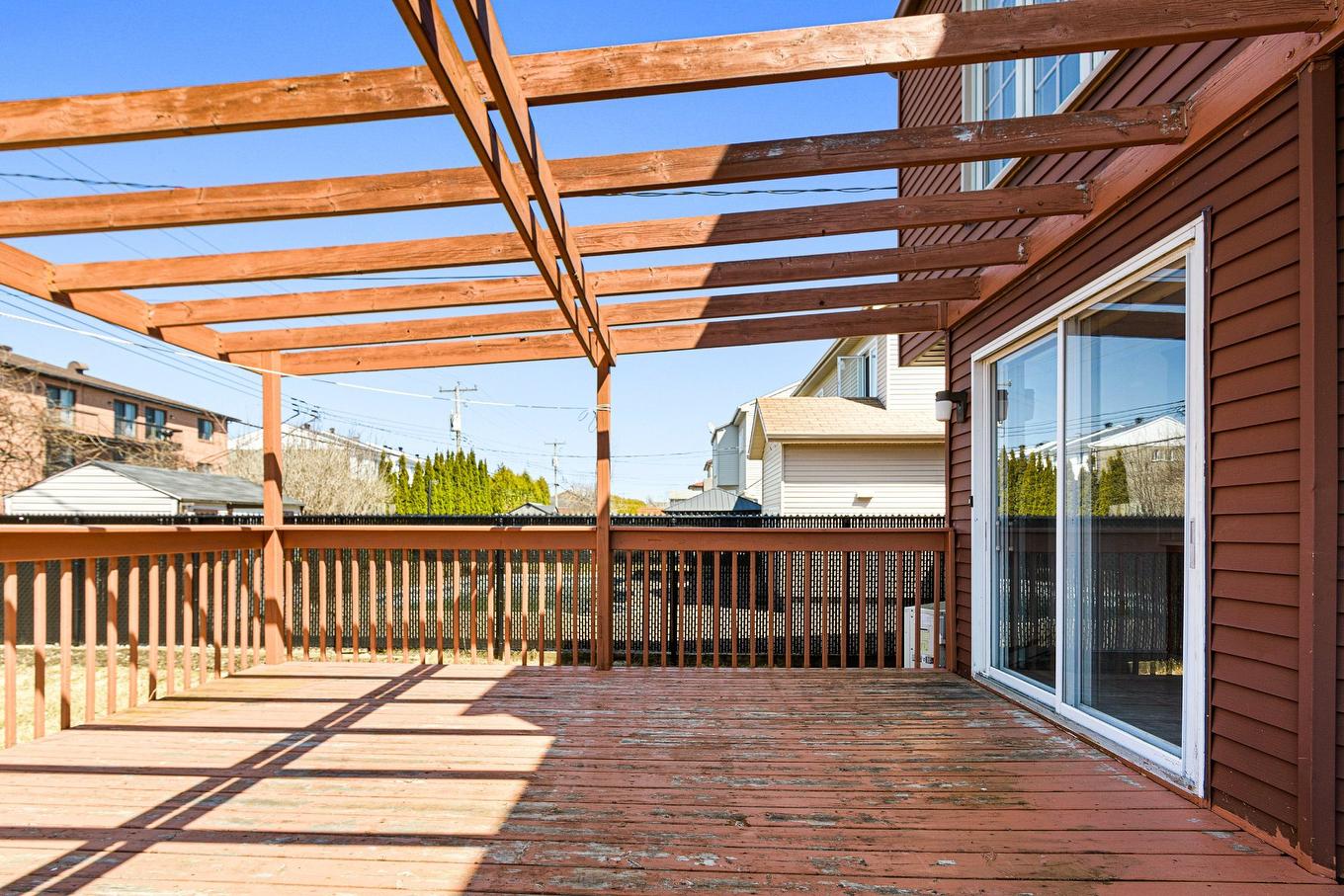 Terrasse - 18113 Rue Rousson, Montréal (Pierrefonds-Roxboro), QC - Outdoor With Deck Patio Veranda With Exterior