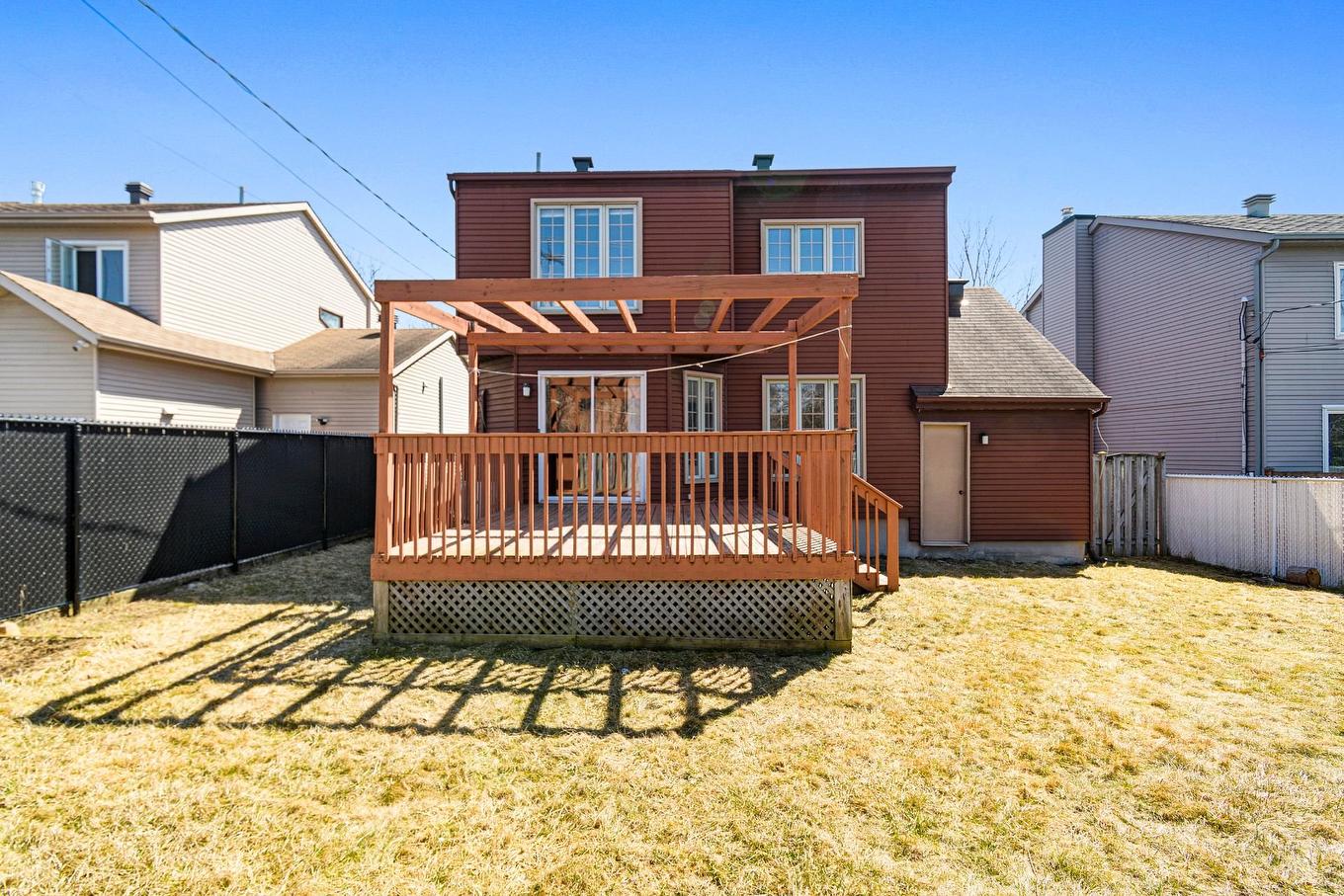 Extérieur - 18113 Rue Rousson, Montréal (Pierrefonds-Roxboro), QC - Outdoor With Deck Patio Veranda With Exterior