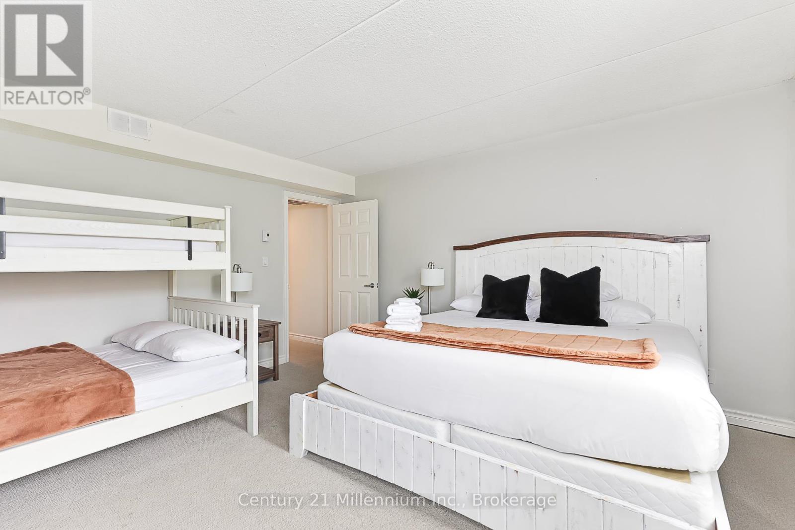 118 - 169 Jozo Weider Boulevard, Blue Mountains, ON - Indoor Photo Showing Bedroom