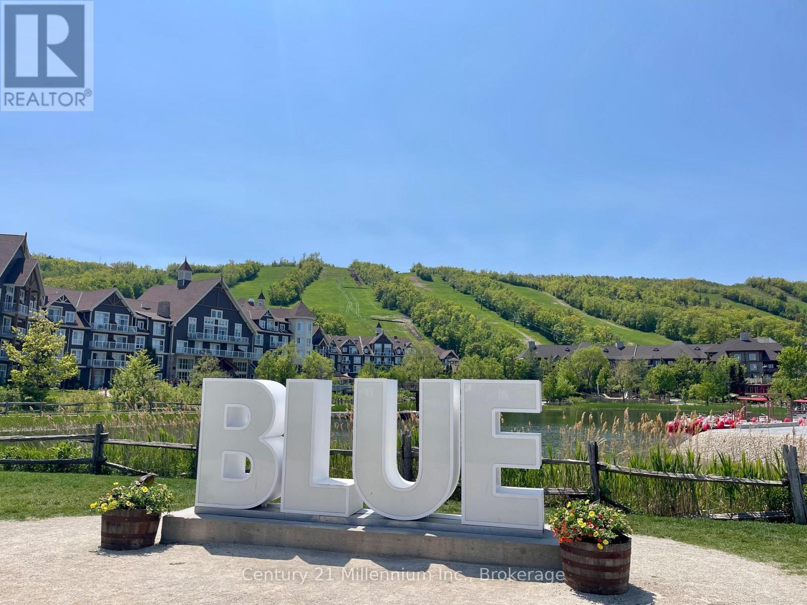 Blue Mountain Village - 118 - 169 Jozo Weider Boulevard, Blue Mountains, ON - Outdoor With View