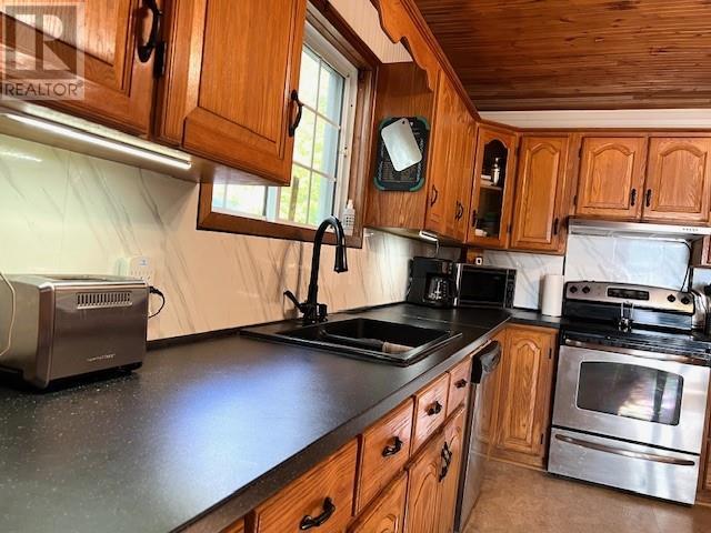 22B Champagne Avenue, St. Charles, ON - Indoor Photo Showing Kitchen With Double Sink