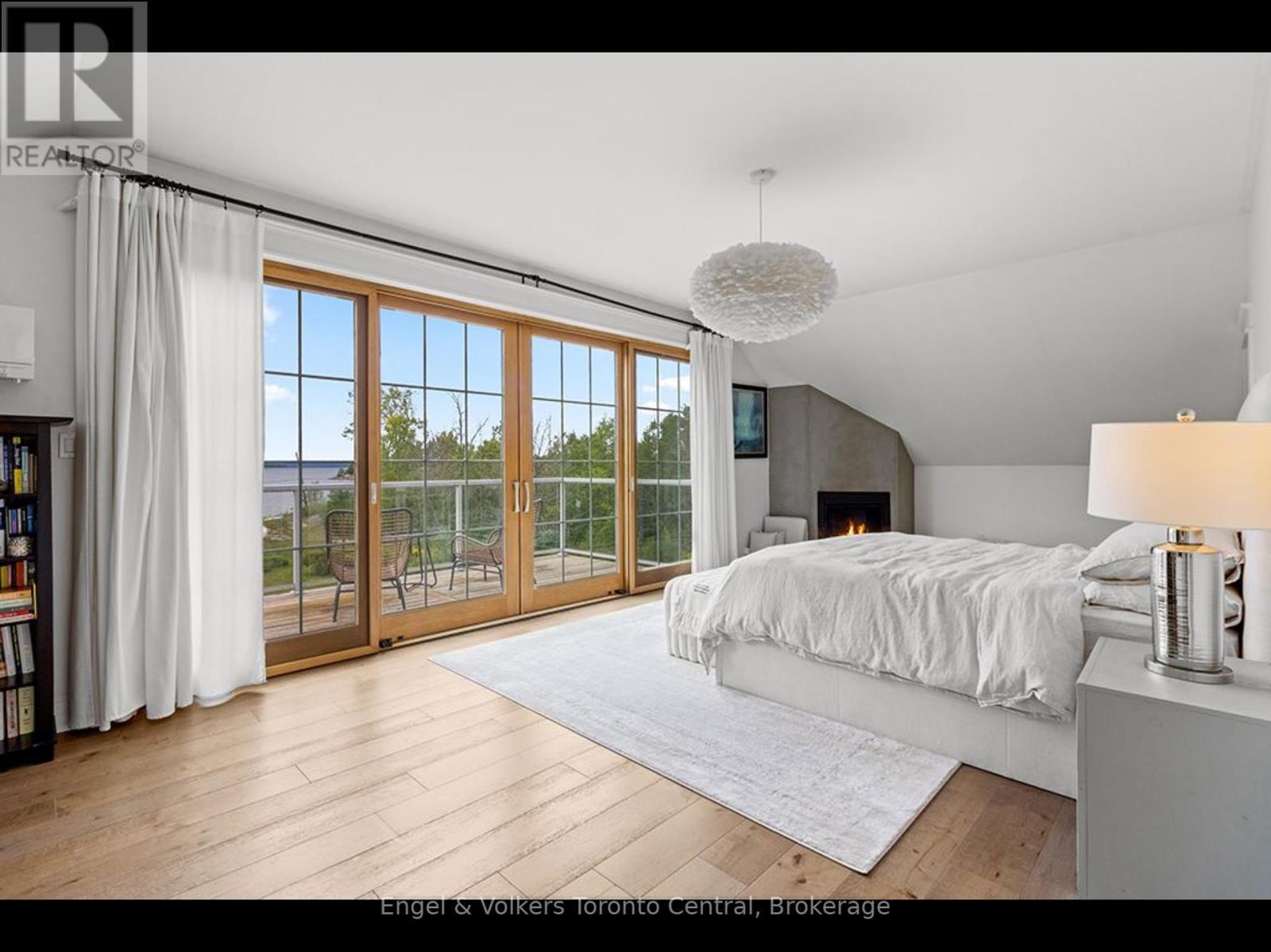9 Osprey Way, Georgian Bay (Baxter), ON - Indoor Photo Showing Bedroom