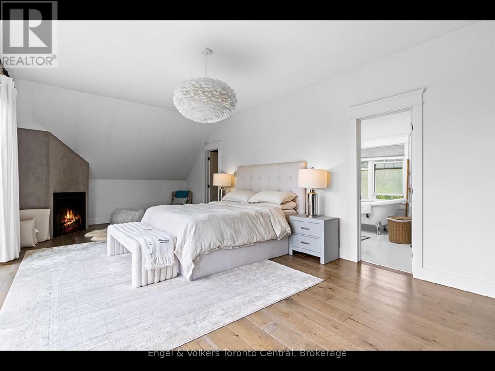 9 Osprey Way, Georgian Bay (Baxter), ON - Indoor Photo Showing Bedroom