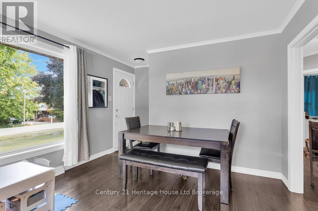 484731 Sweaburg Road, South-West Oxford (Sweaburg), ON - Indoor Photo Showing Dining Room