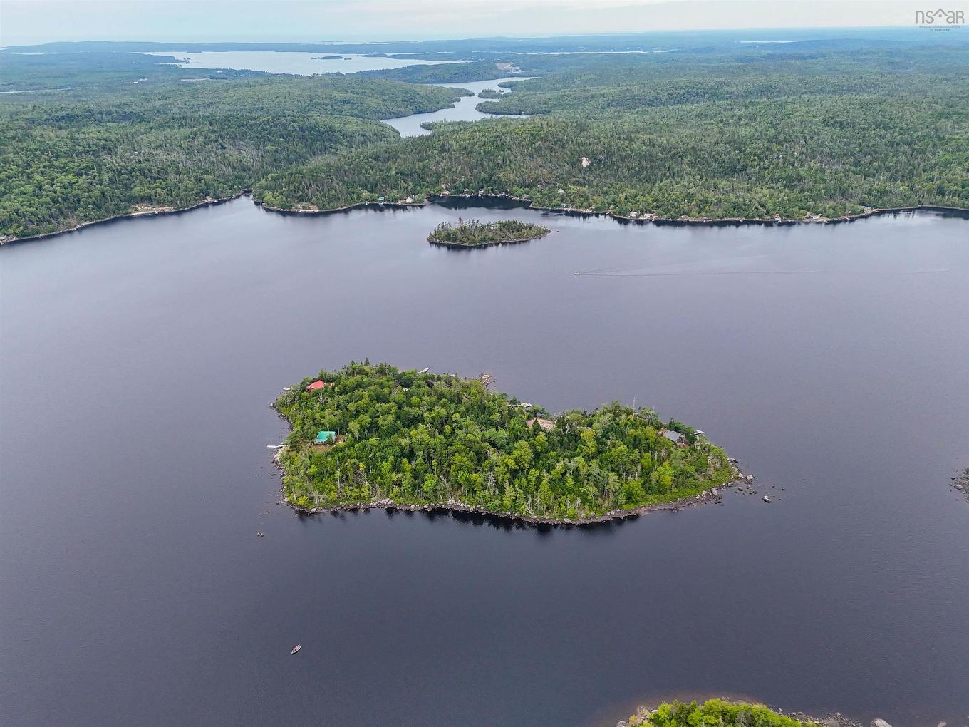 23 Big Island, Upper Lakeville, NS