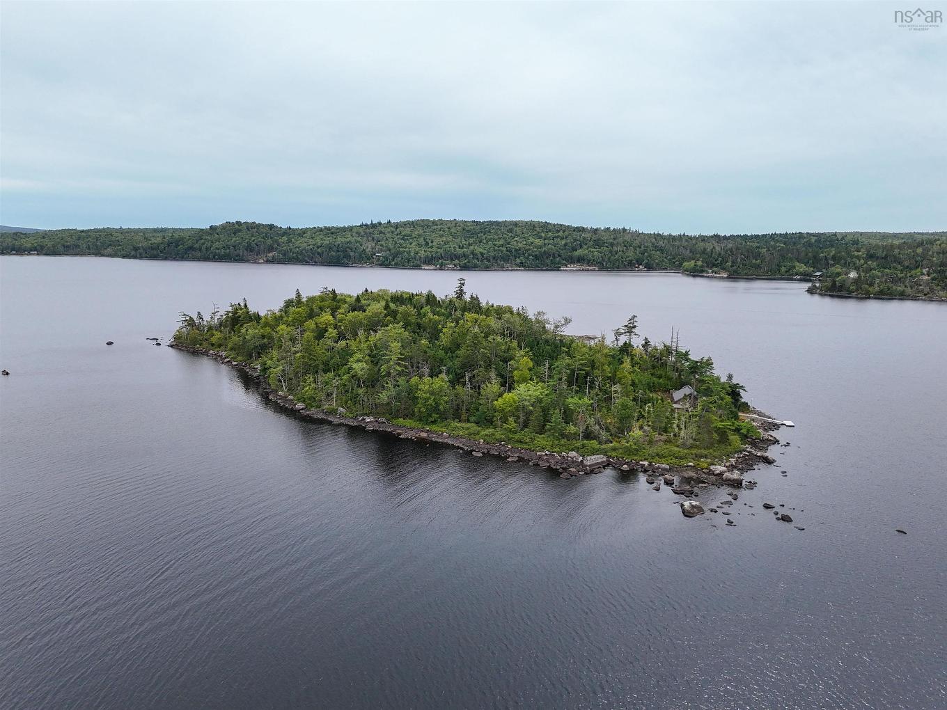 23 Big Island, Upper Lakeville, NS