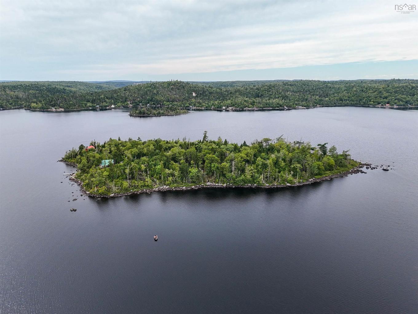 23 Big Island, Upper Lakeville, NS