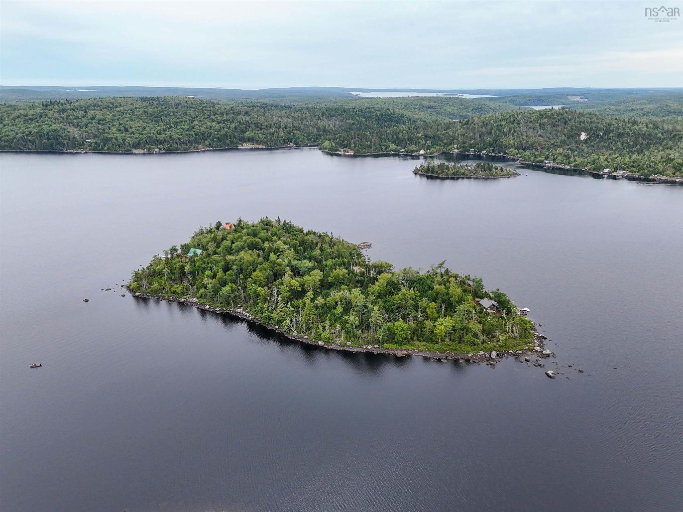 37 Big Island, Upper Lakeville, NS
