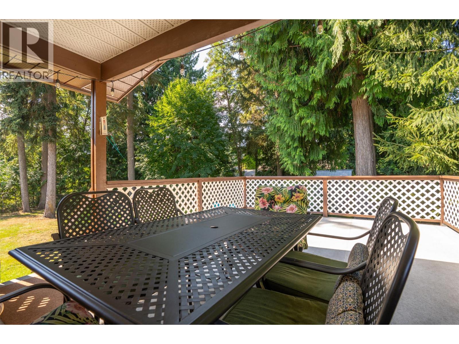 1637 Birch Drive, Revelstoke, BC - Outdoor With Deck Patio Veranda With Exterior