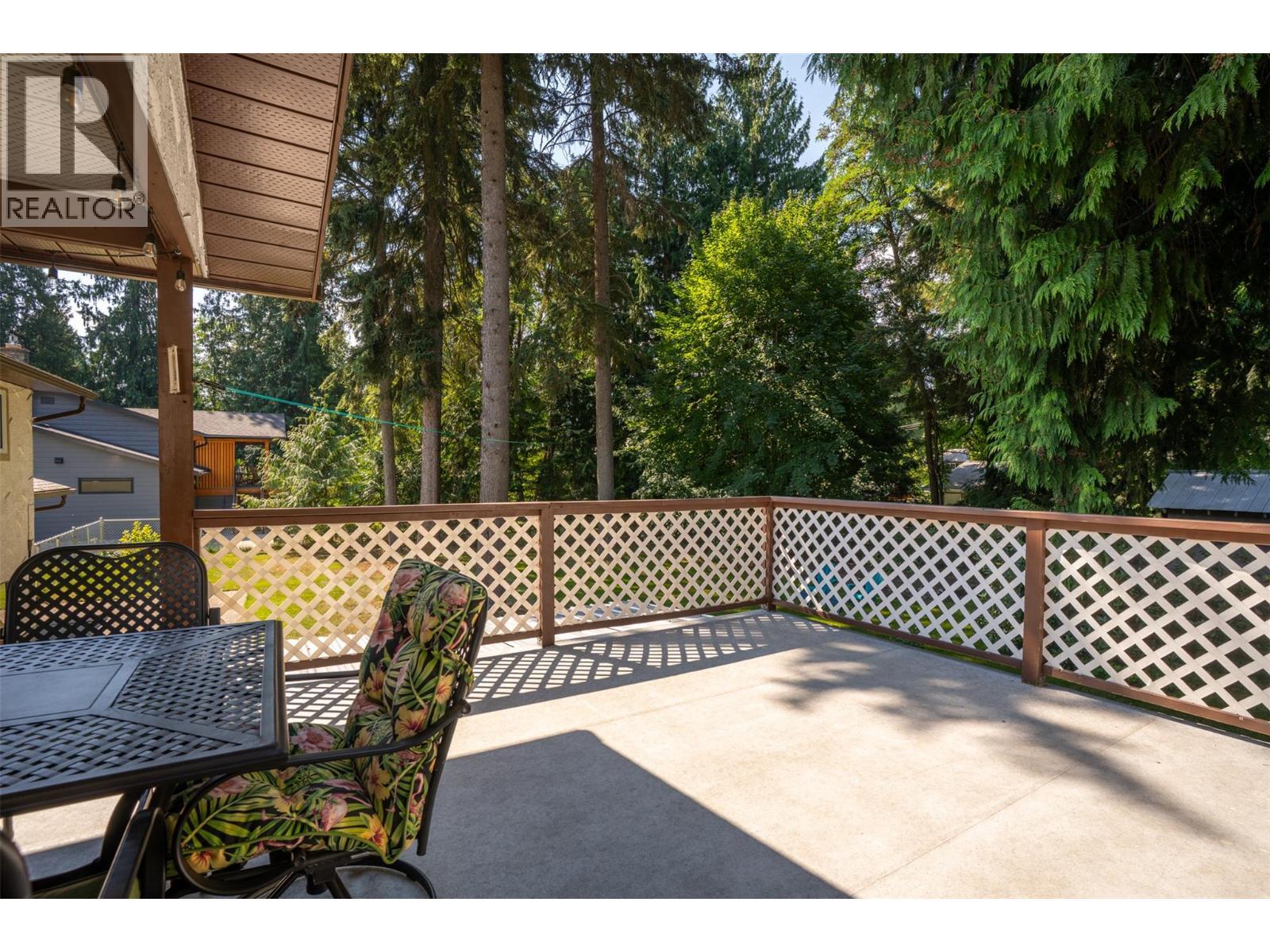 1637 Birch Drive, Revelstoke, BC - Outdoor With Deck Patio Veranda