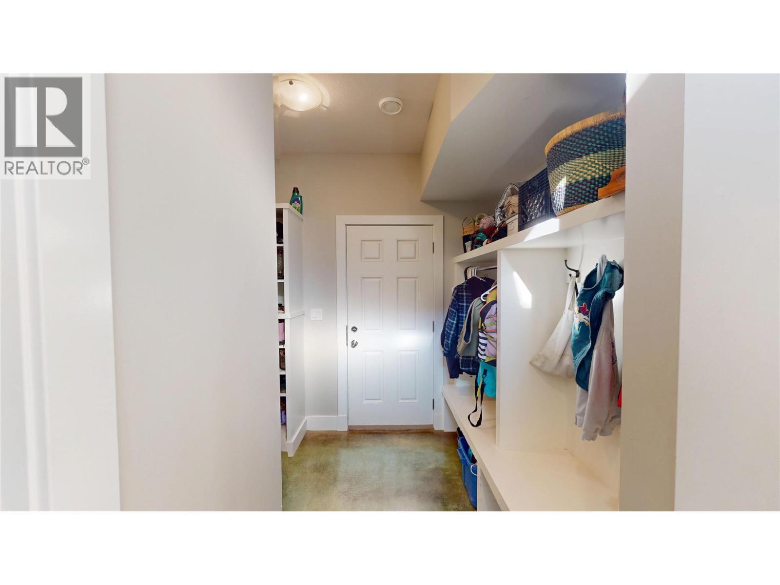 1605 4Th Street N, Cranbrook, BC - Indoor Photo Showing Other Room