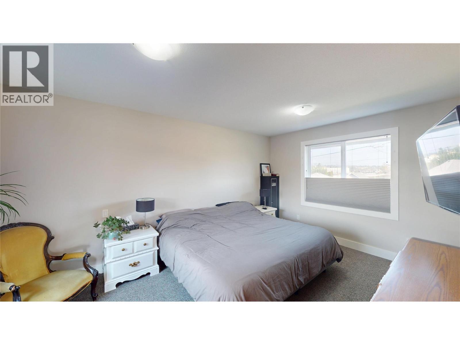 1605 4Th Street N, Cranbrook, BC - Indoor Photo Showing Bedroom