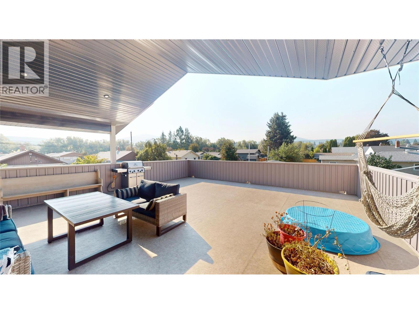 1605 4Th Street N, Cranbrook, BC - Outdoor With Deck Patio Veranda With Exterior