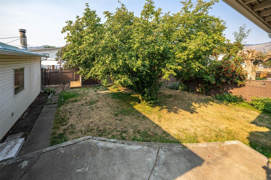 4402 16 Avenue, Vernon, BC - Outdoor