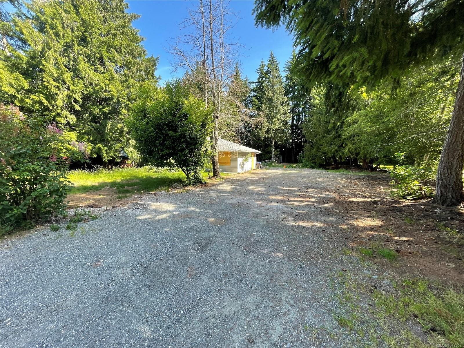 4547 Callow Rd, Bowser, BC