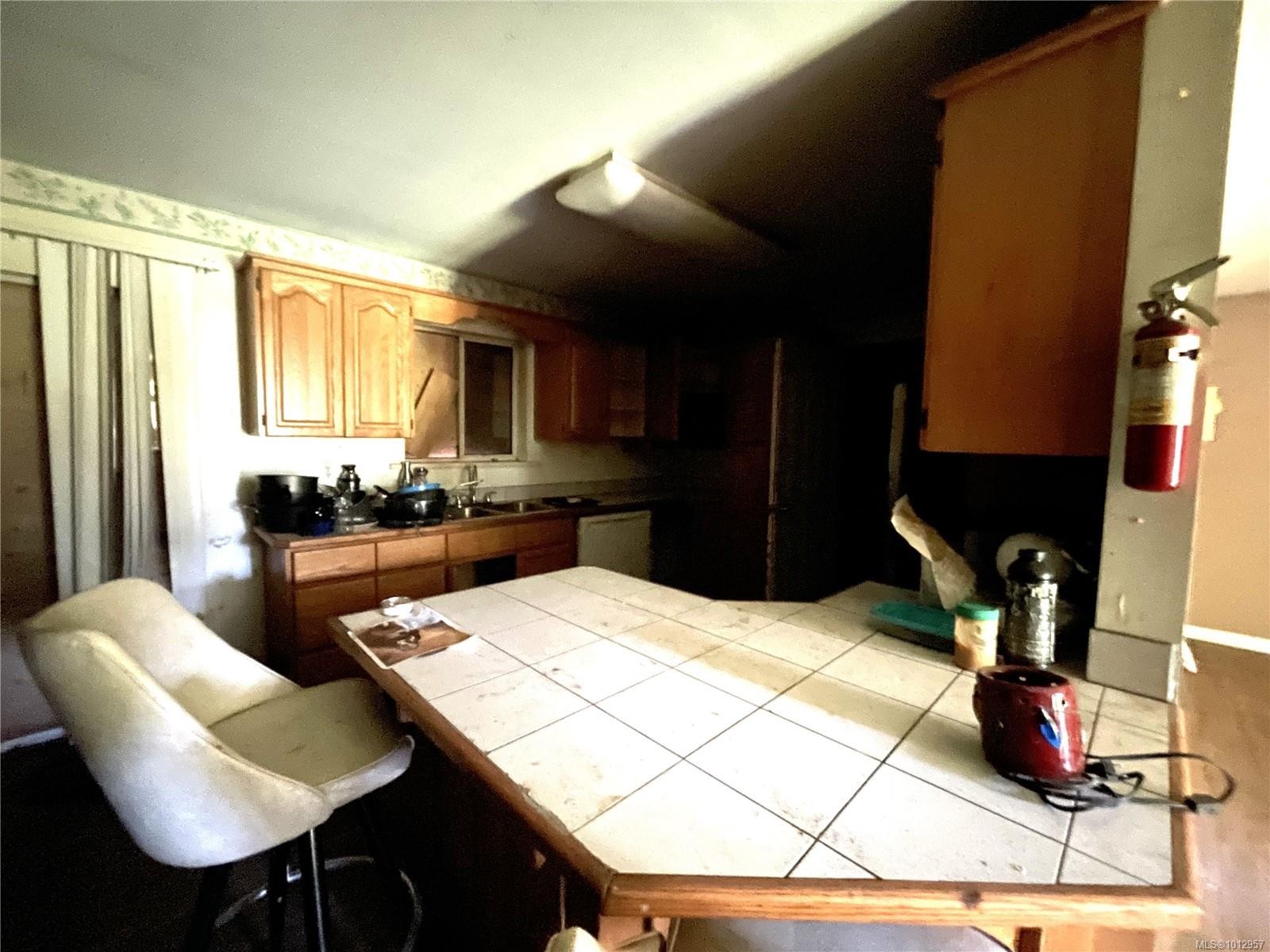 4547 Callow Rd, Bowser, BC