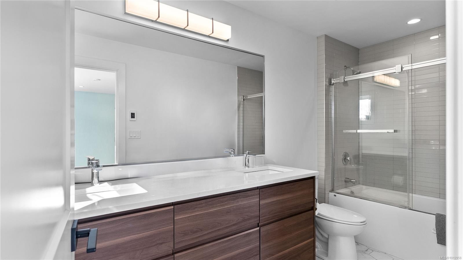 7010 Brailsford Pl, Sooke, BC - Indoor Photo Showing Bathroom