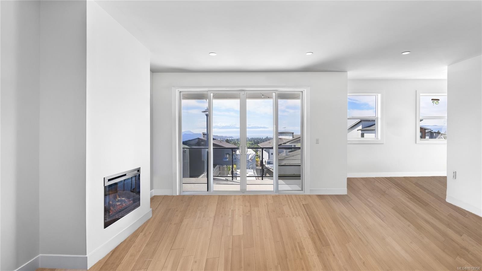 7010 Brailsford Pl, Sooke, BC - Indoor With Fireplace