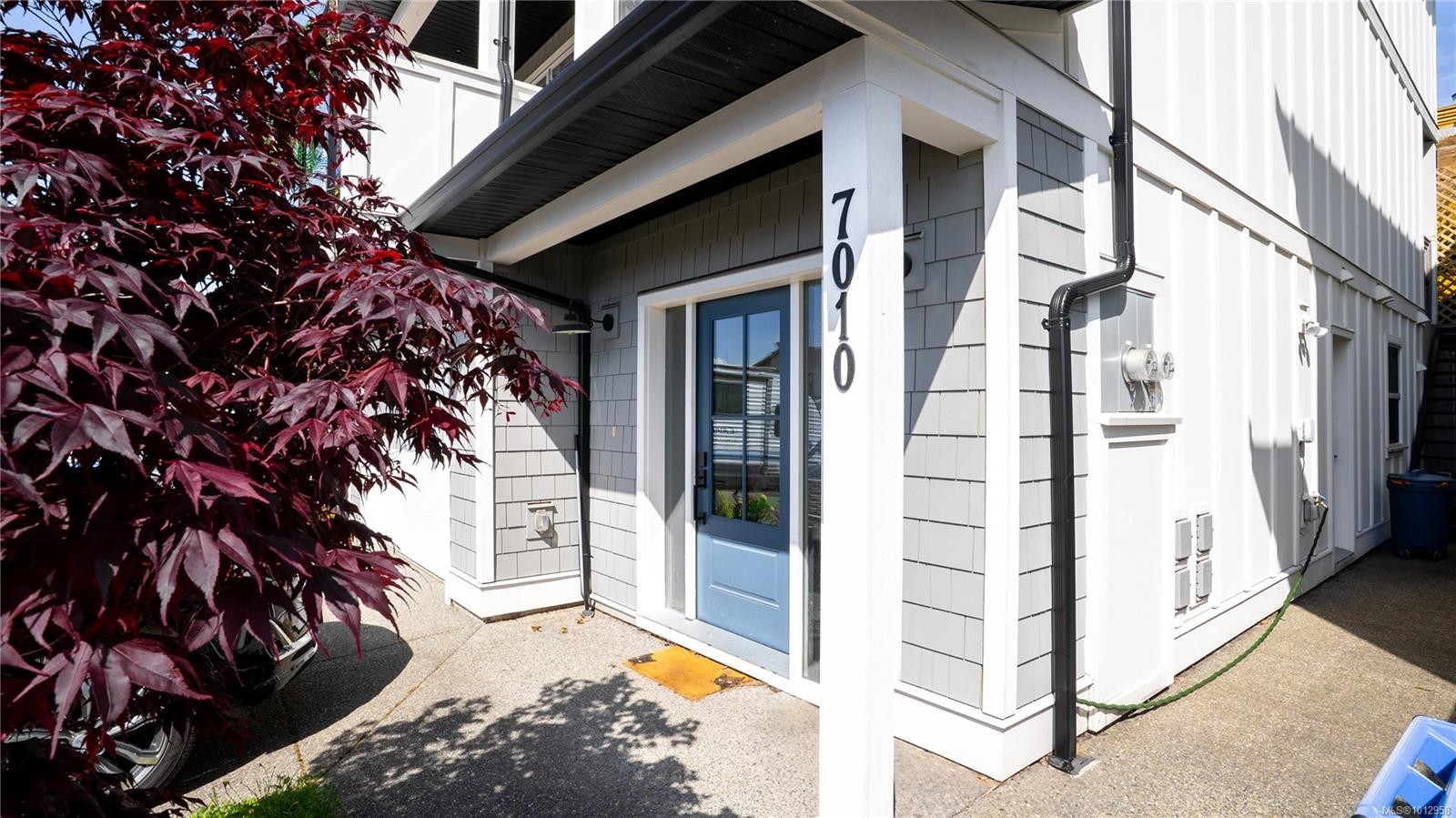 7010 Brailsford Pl, Sooke, BC - Outdoor With Exterior