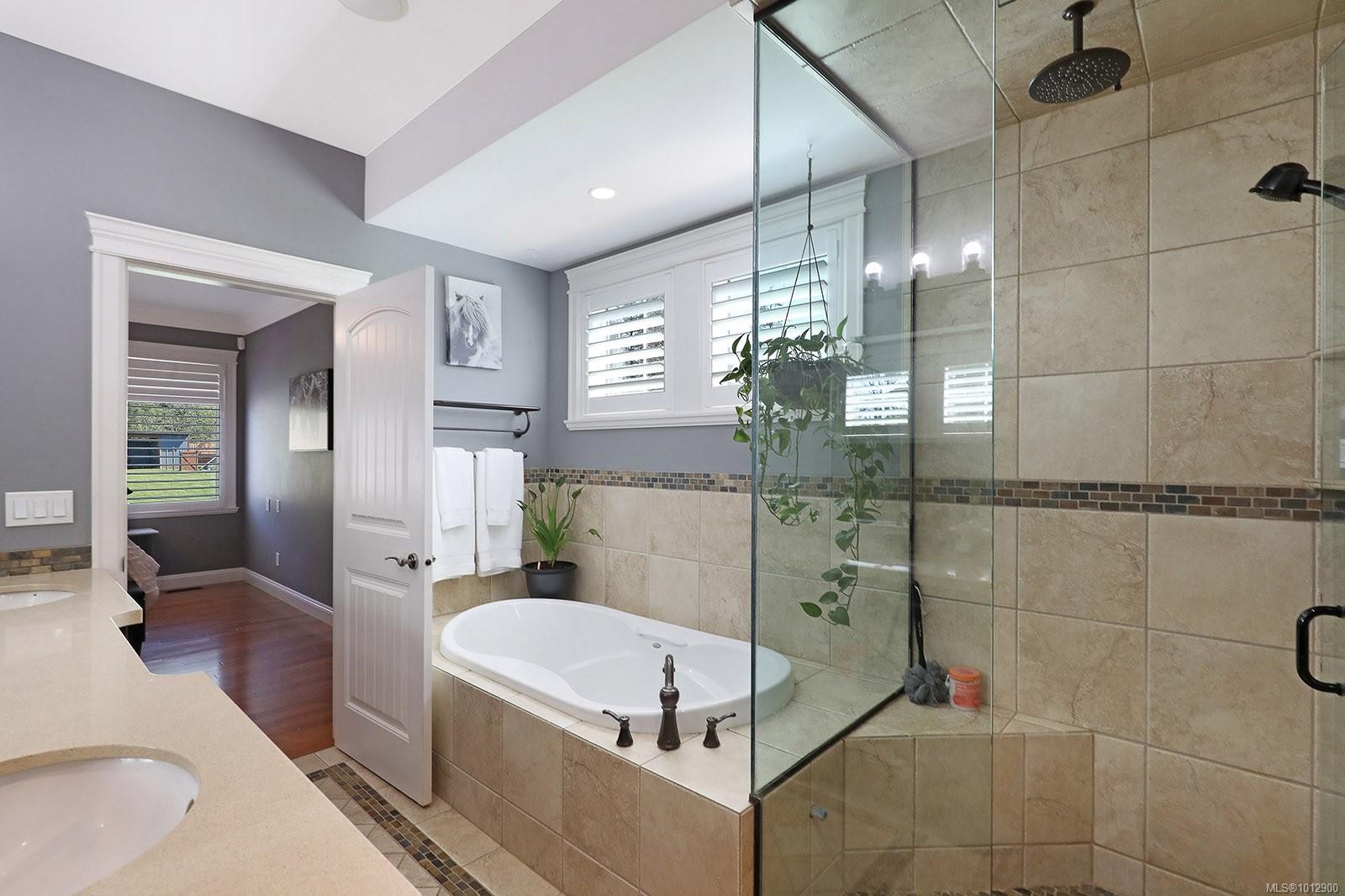 2495 Graham Rd, Courtenay, BC