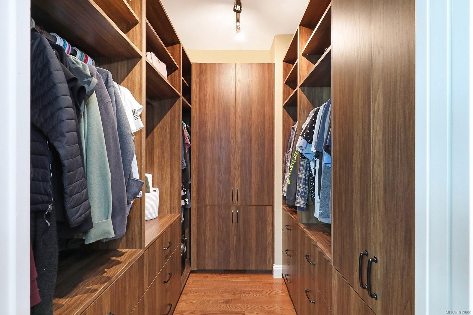 2495 Graham Rd, Courtenay, BC