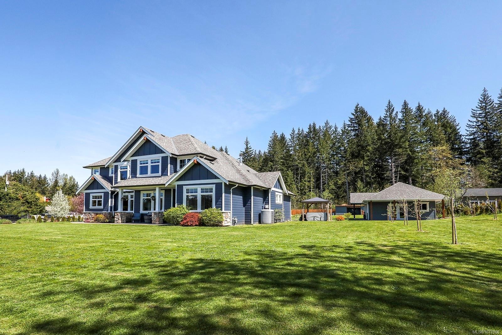 2495 Graham Rd, Courtenay, BC