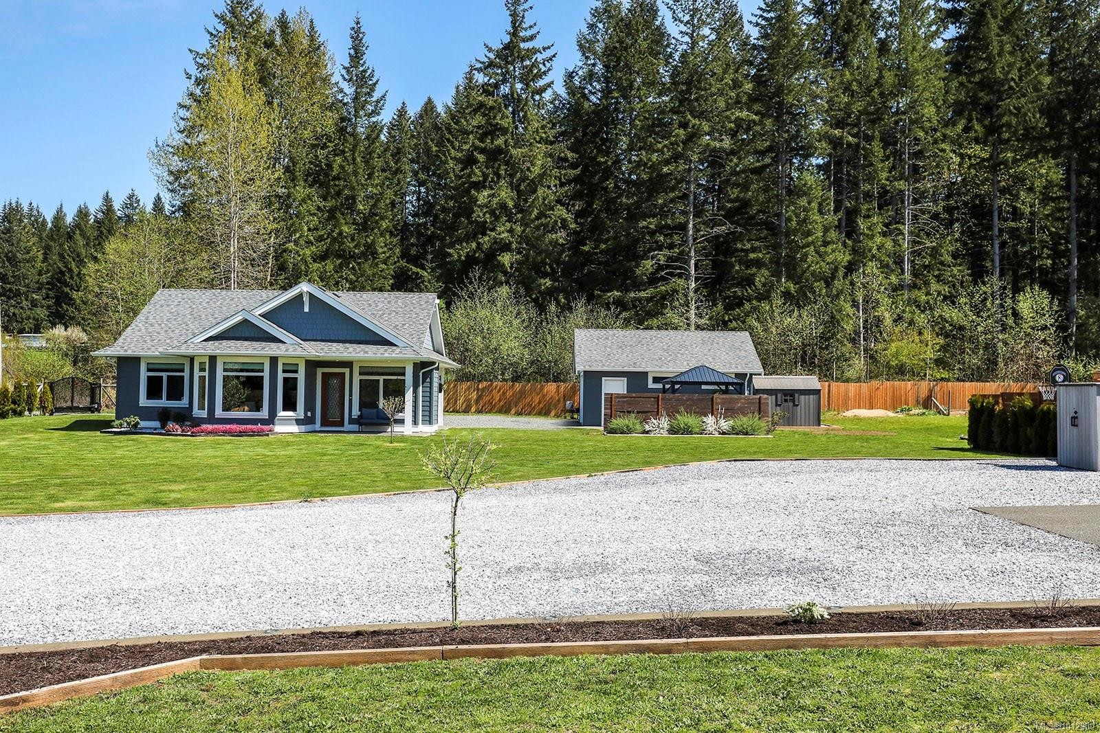 2495 Graham Rd, Courtenay, BC