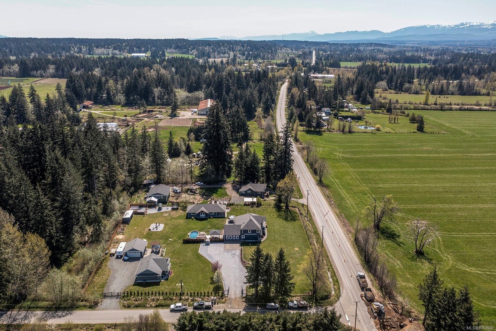 2495 Graham Rd, Courtenay, BC