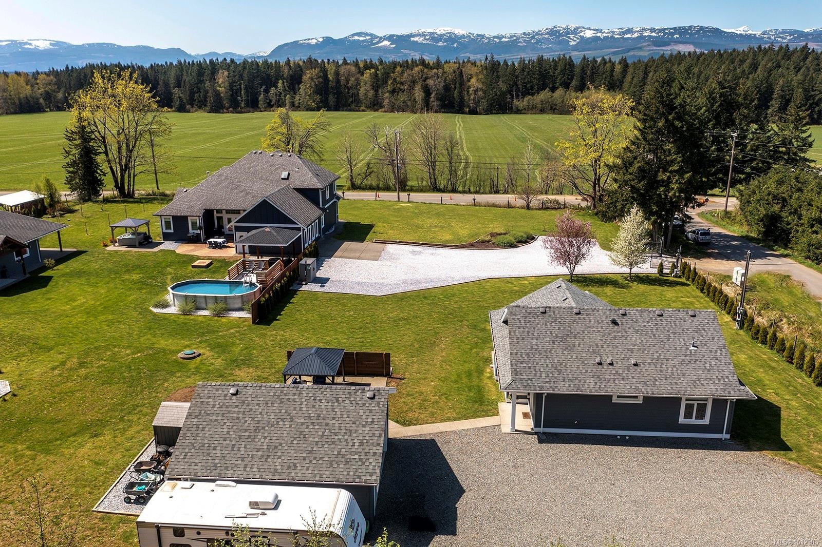 2495 Graham Rd, Courtenay, BC