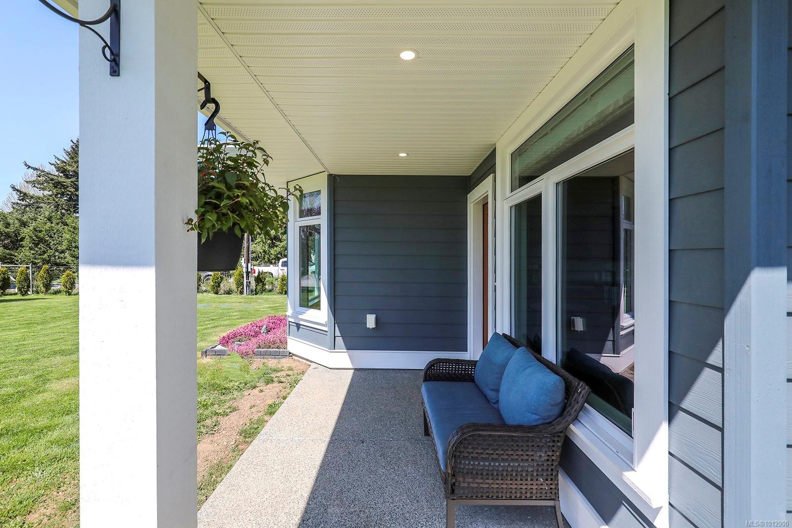 2495 Graham Rd, Courtenay, BC