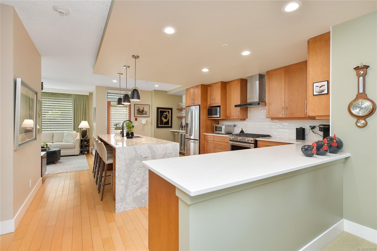 5336 Sayward Hill Cres, Saanich, BC