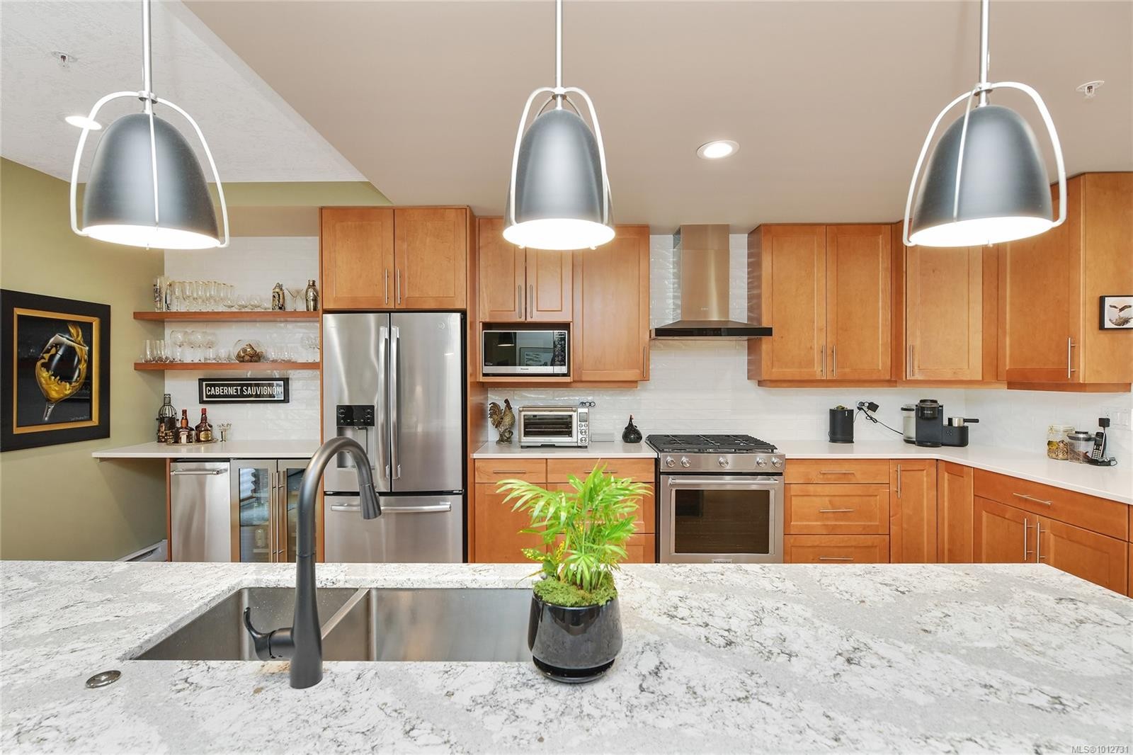 5336 Sayward Hill Cres, Saanich, BC