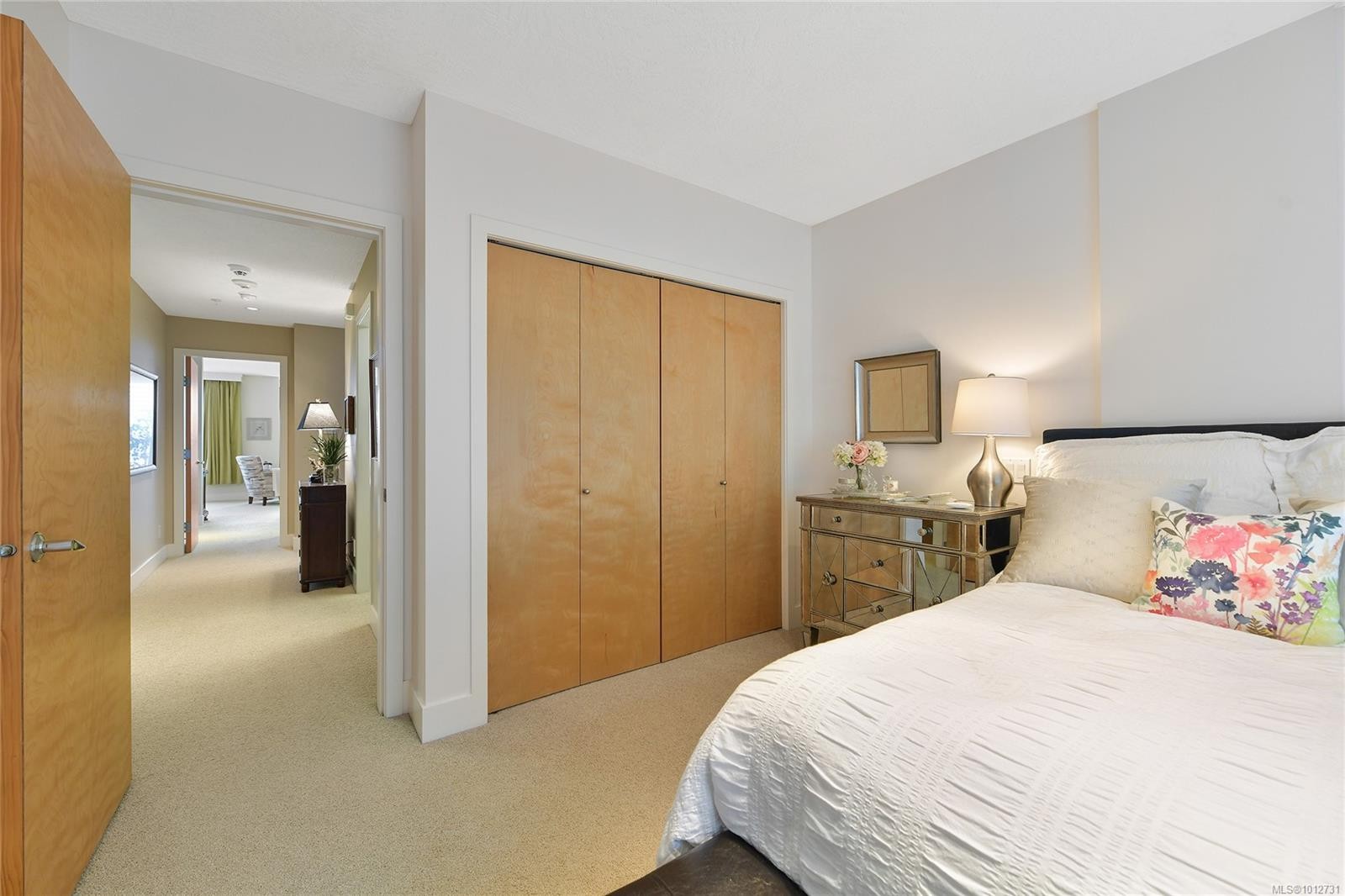 5336 Sayward Hill Cres, Saanich, BC