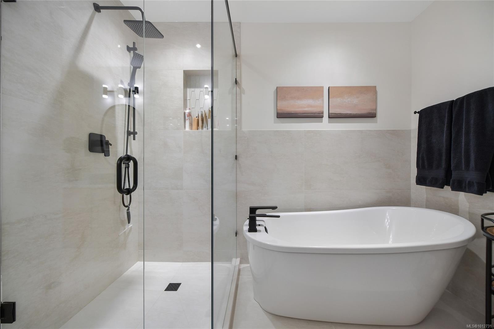 5336 Sayward Hill Cres, Saanich, BC