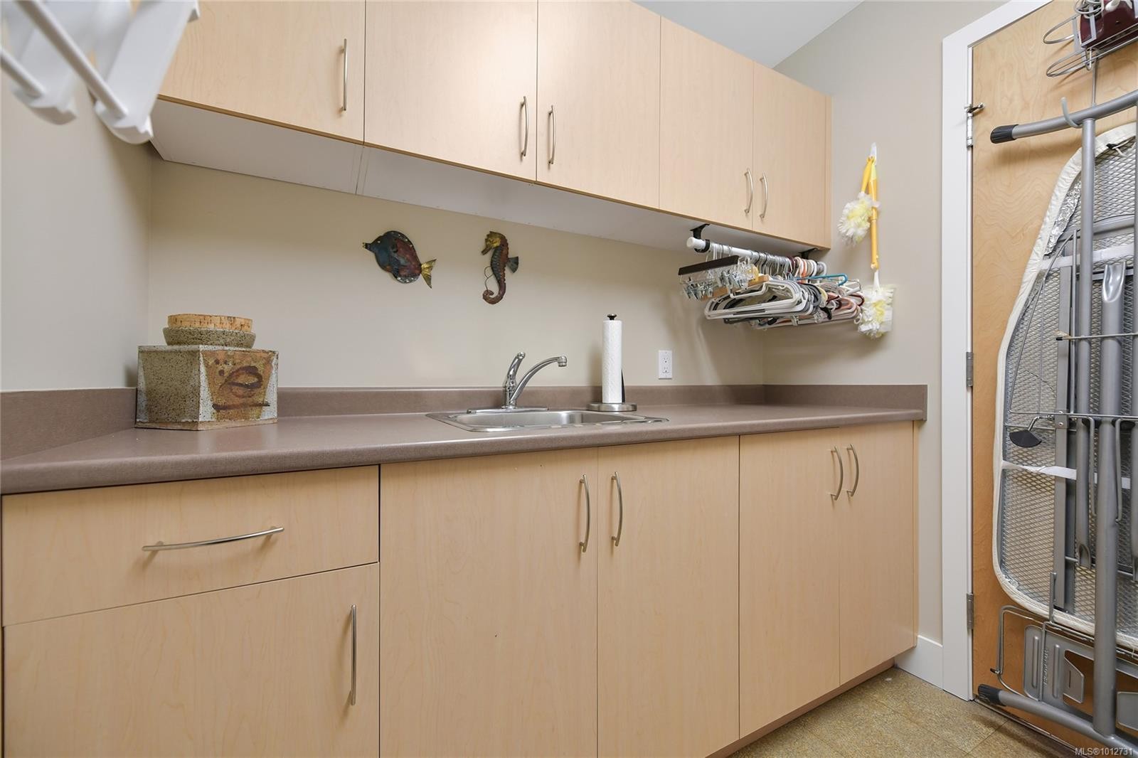 5336 Sayward Hill Cres, Saanich, BC