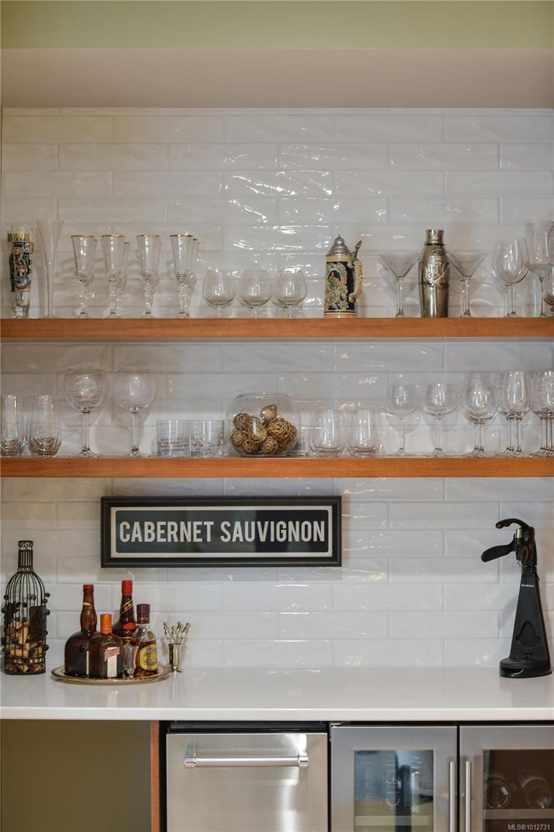 5336 Sayward Hill Cres, Saanich, BC