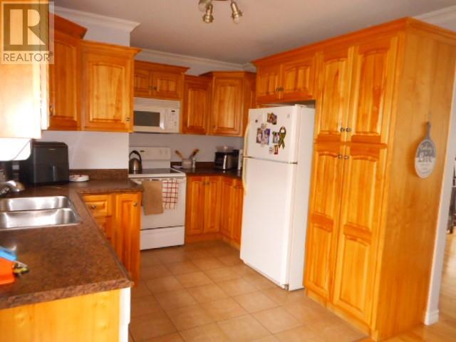 62 Bayview Road, Springdale, NL - Indoor Photo Showing Kitchen With Double Sink