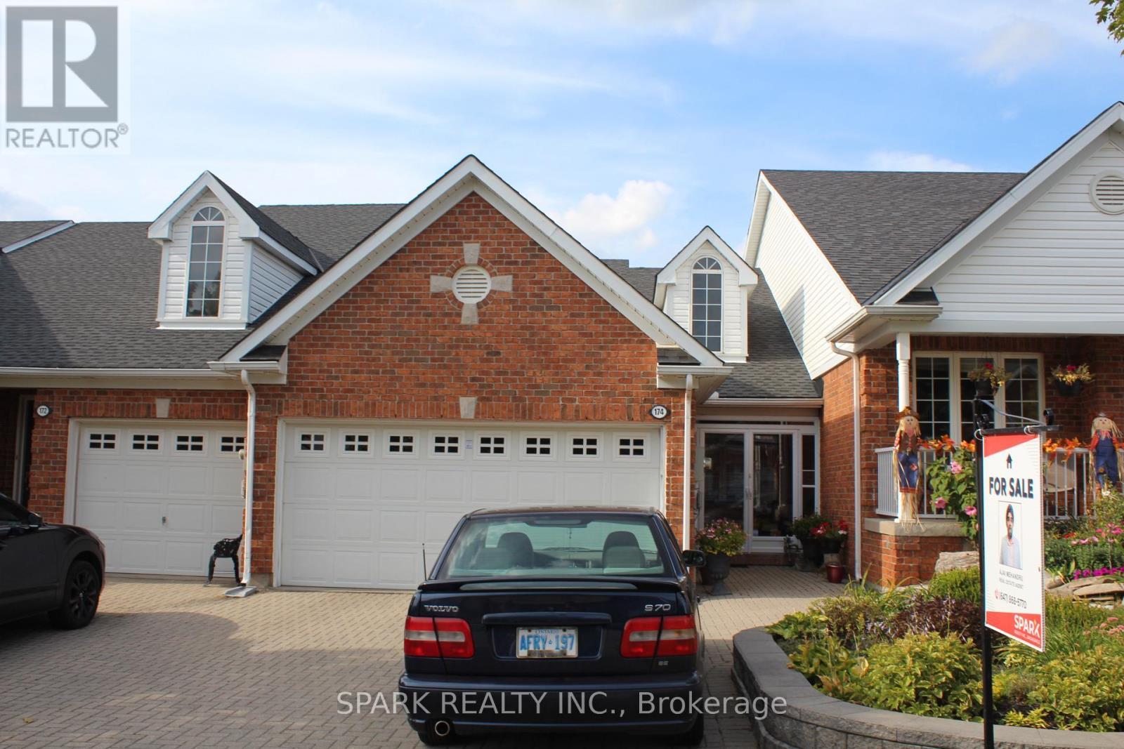 174 Riverwalk Place, Guelph/Eramosa, ON - Outdoor With Facade