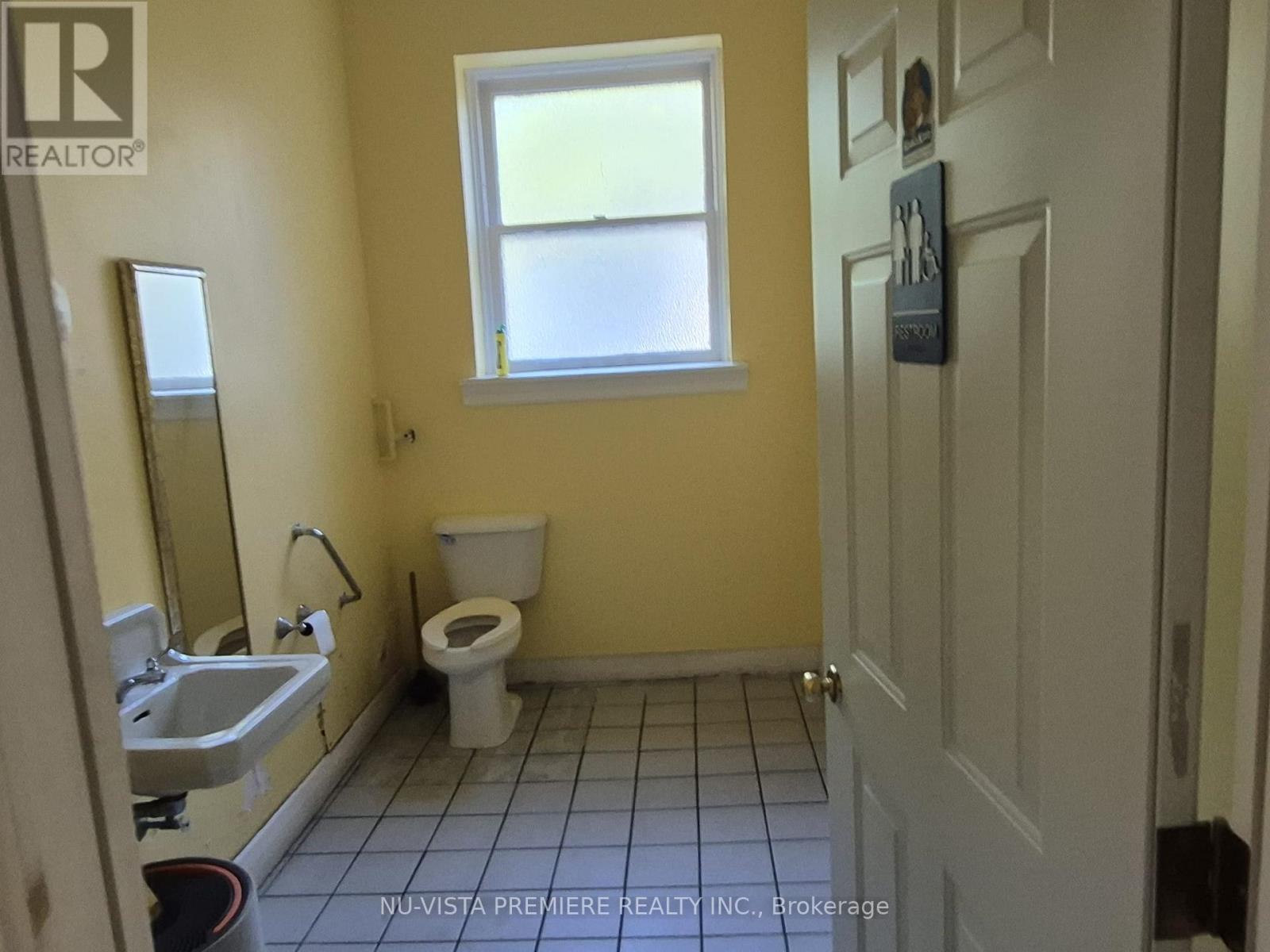 1204 Richmond Street, London North (North A), ON