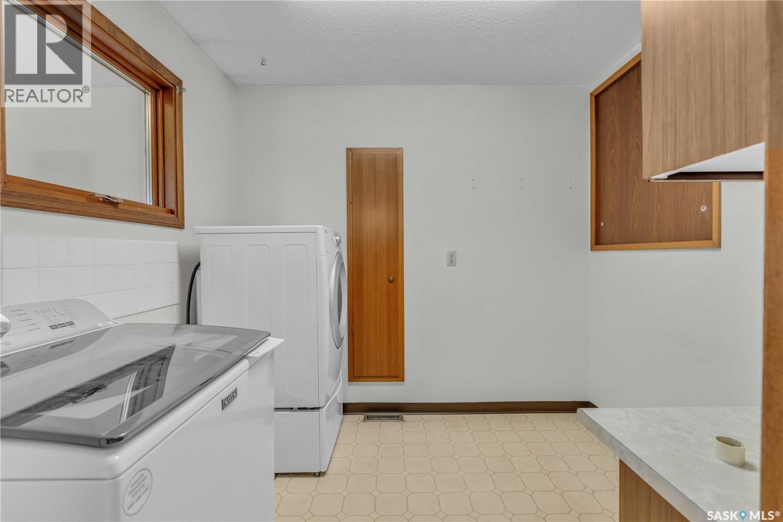 Koob Acreage, Viscount Rm No. 341, SK - Indoor Photo Showing Kitchen
