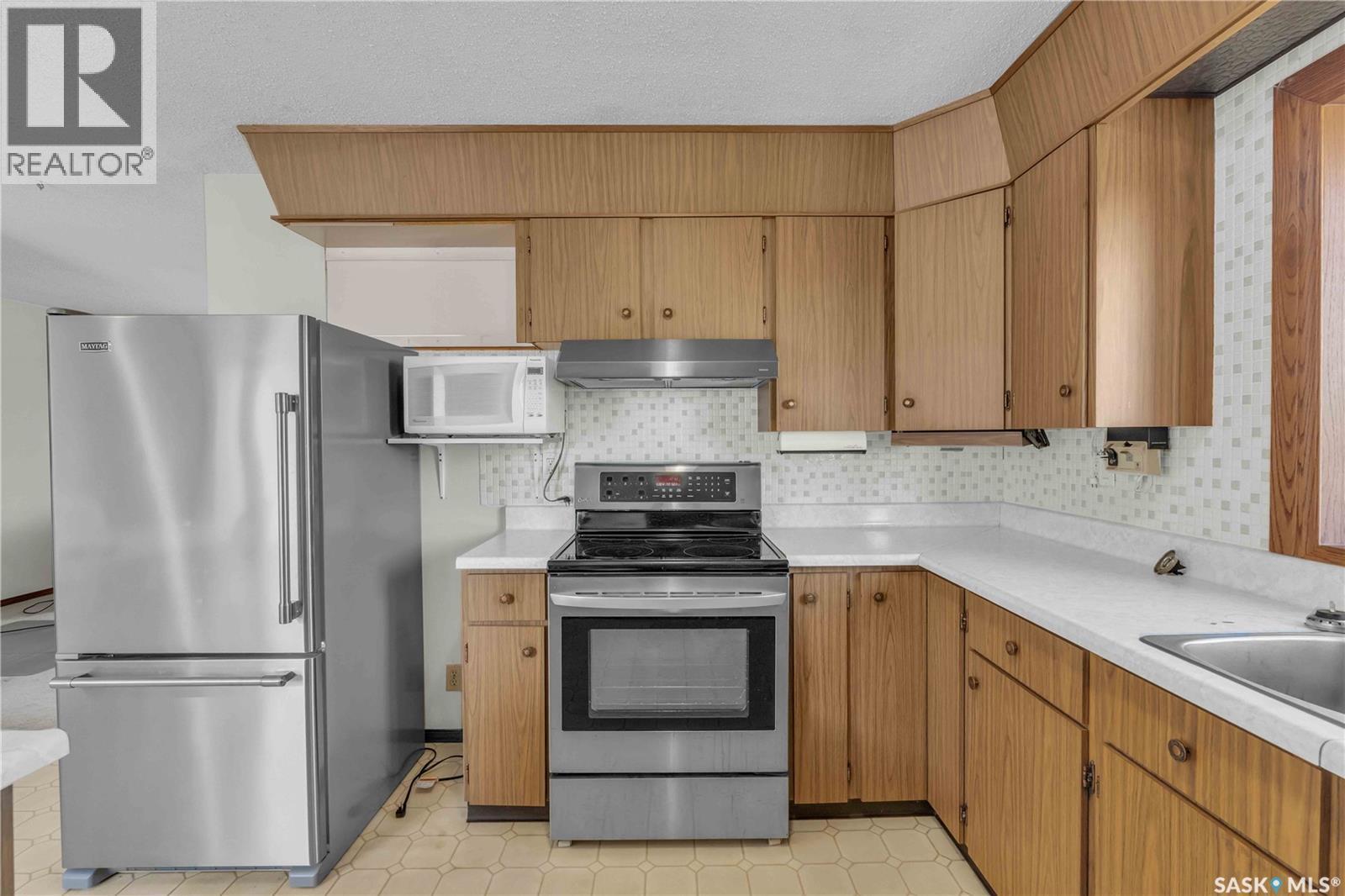 Koob Acreage, Viscount Rm No. 341, SK - Indoor Photo Showing Kitchen