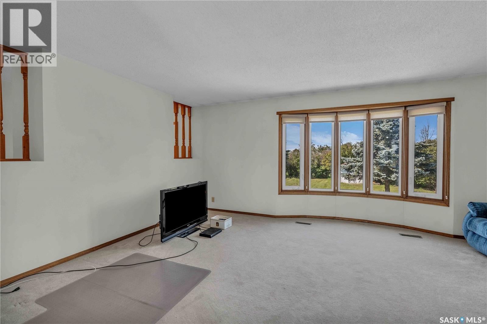 Koob Acreage, Viscount Rm No. 341, SK - Indoor