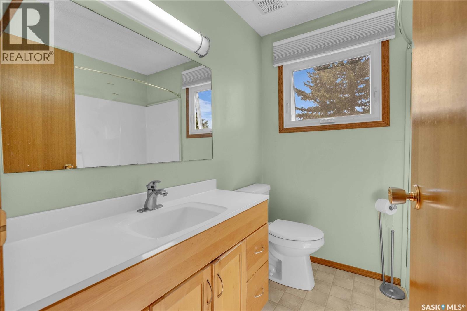 Koob Acreage, Viscount Rm No. 341, SK - Indoor Photo Showing Bathroom