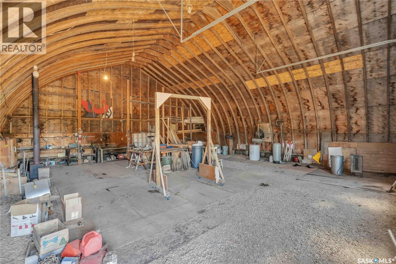 Koob Acreage, Viscount Rm No. 341, SK - Indoor