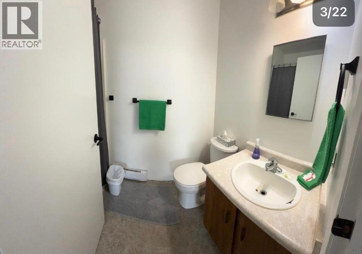 1309 11Th Avenue Unit# 67, Invermere, BC - Indoor Photo Showing Bathroom