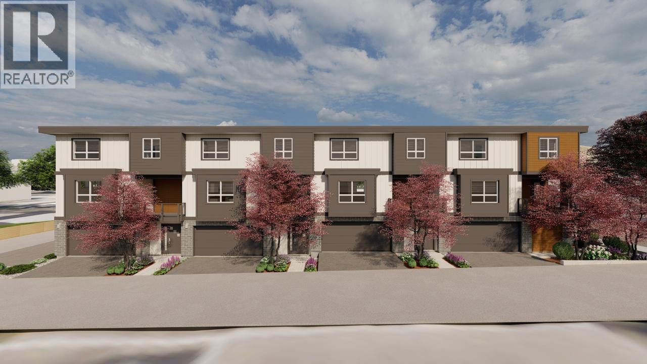 561 Jermyn Avenue, Penticton, BC - Outdoor With Facade