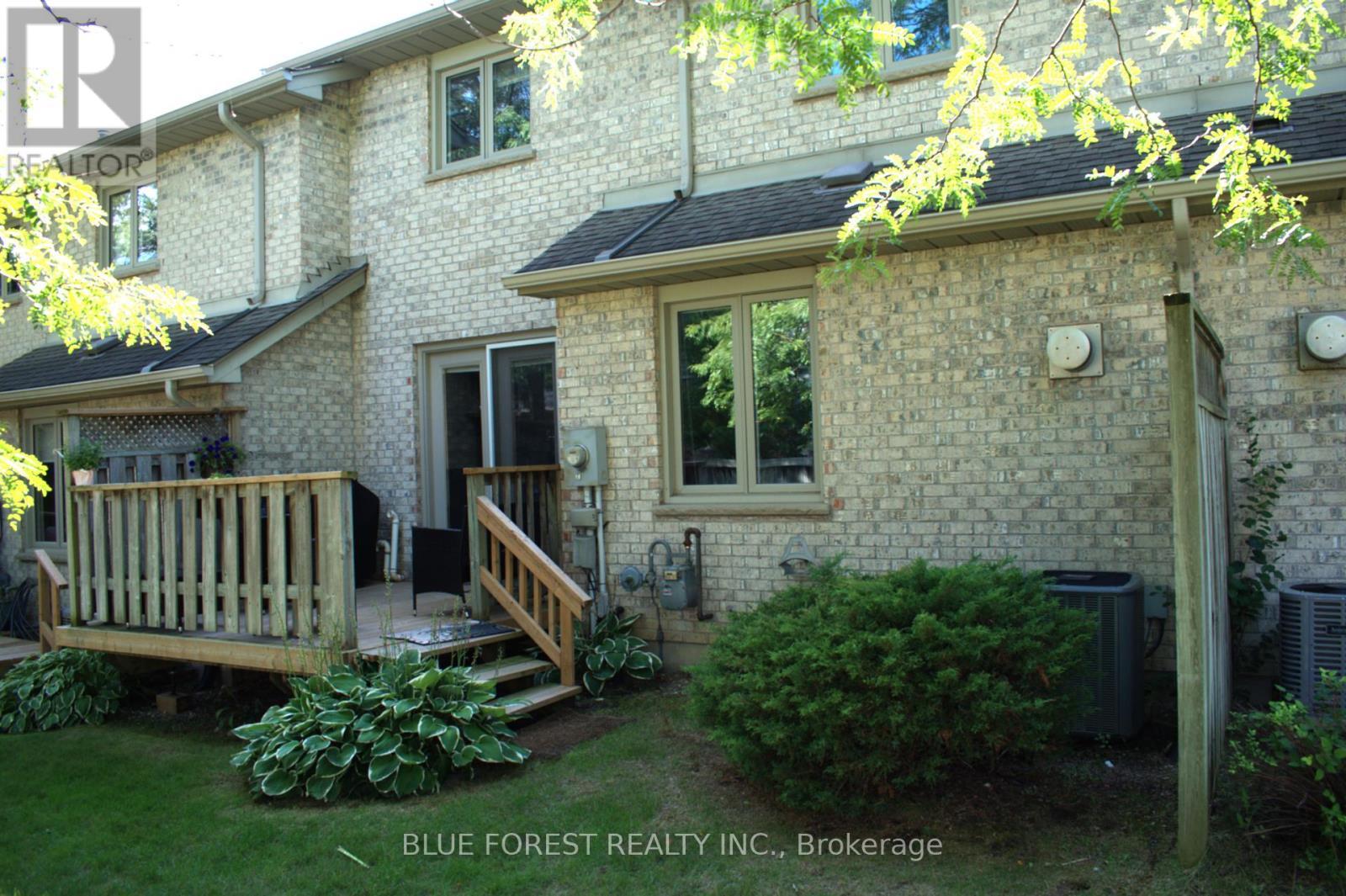 Back - 3 - 410 Ambleside Drive, London North (North A), ON - Outdoor With Deck Patio Veranda